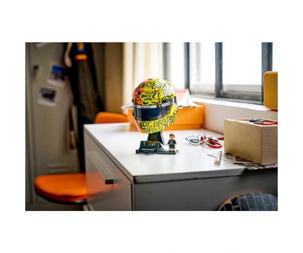 Edițiile LEGO®: Casca lui Lando Norris de la echipa McLaren Mastercard F1® (43023)