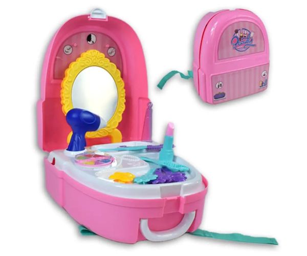 Set de frumusețe roz într-un rucsac cu machiaj, oglindă și accesorii