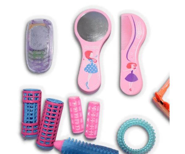 Vouge Girl - Set de frumusețe roz cu ondulator, ochelari de soare și accesorii