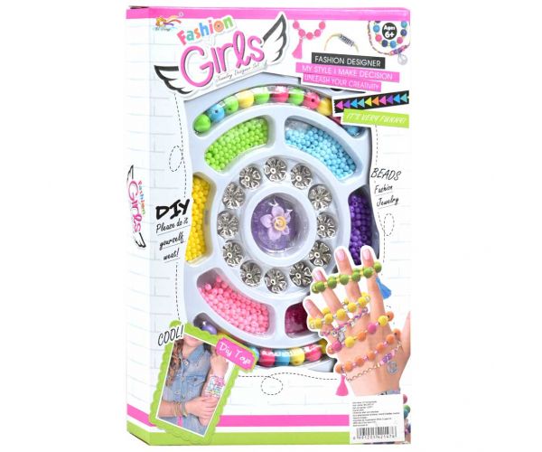 Fashion Girls: kit de realizare a brățărilor cu peste 200 de margele și accesorii