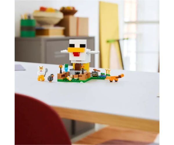 LEGO® Minecraft: Ferma de pui (21585)