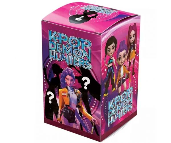 Figurină surpriză K-Pop Demon Hunters cu card în cutie