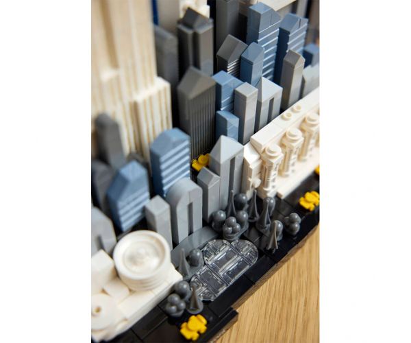 LEGO® Architecture: New York – Mărul cel Mare (21066)