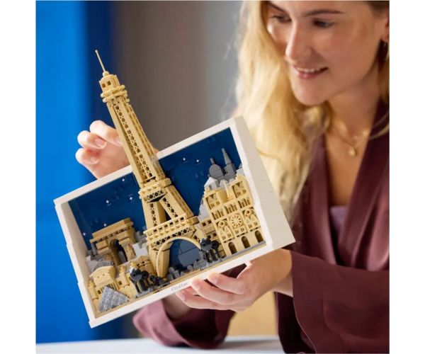 LEGO® Architecture: Paris – orașul iubirii (21064)