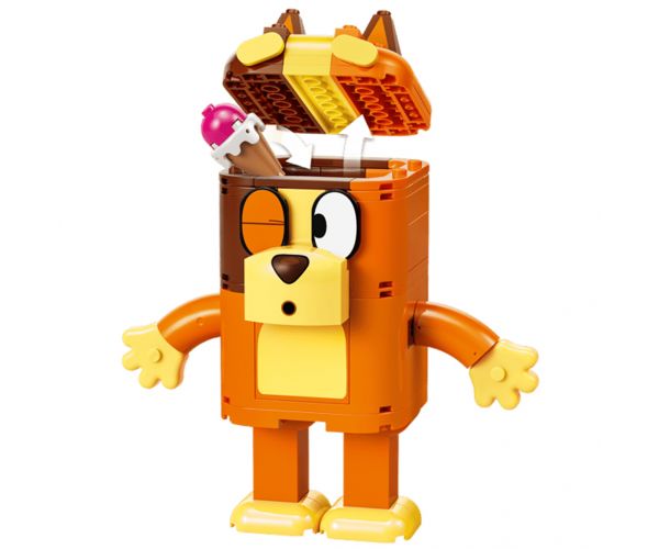LEGO® Bluey™: Familia lui Bluey din cărămizi (11217)
