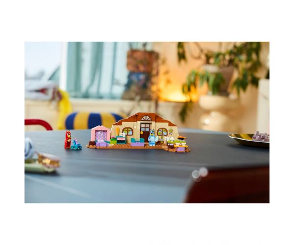 LEGO® Bluey™: Rusty și Bluey la școală (11221)