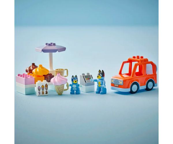 LEGO® DUPLO®: Fagyizás Bluey™-val (10458)