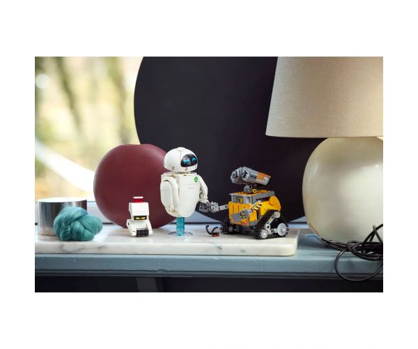 LEGO® Disney: WALL-E és EVA (43279)