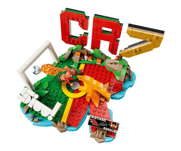 LEGO® Editions: Cristiano Ronaldo – Cele mai bune momente din fotbal (43012)
