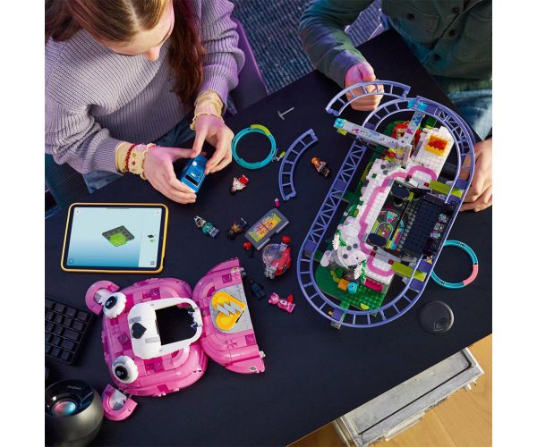 LEGO® Fortnite: Peștera Rave (77082)
