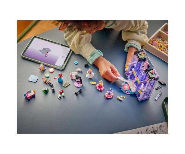 LEGO® Friends: Paradă de modă în Heartlake City (42685)