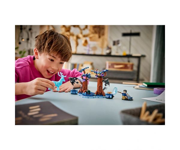 LEGO® Harry Potter™: Pădurea Interzisă: Expecto Patronum (76475)