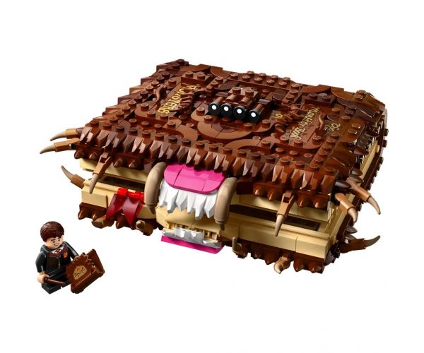 LEGO® Harry Potter: Cartea Monștrilor Monstruoși (76449)