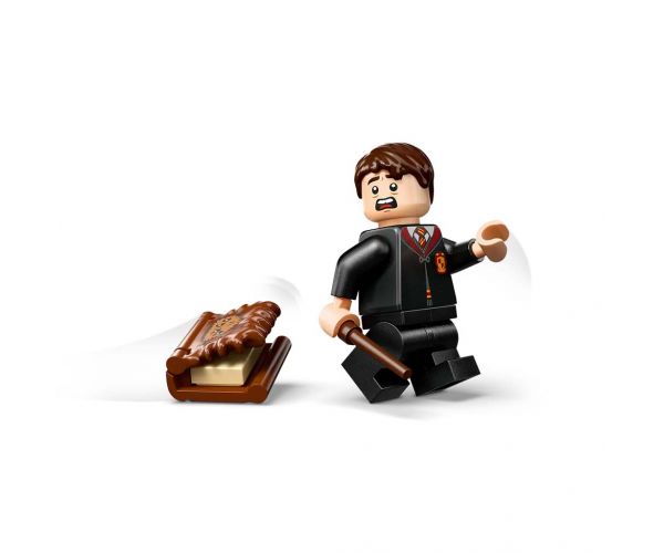LEGO® Harry Potter: Cartea Monștrilor Monstruoși (76449)