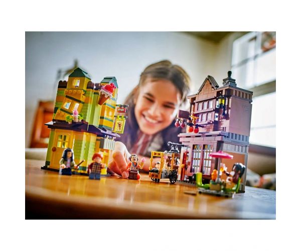 LEGO® Harry Potter: Quidditch™ la maxim – magazin de articole sportive și Gelaterie (76452)