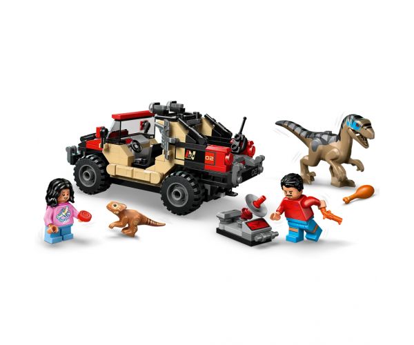 LEGO® Jurassic World: Evadarea cu vehiculul de teren de raptor (76972)