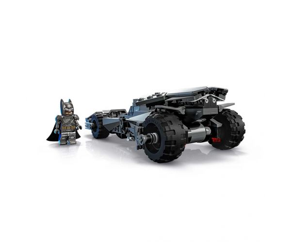 LEGO® Marvel: Batman împotriva lui Superman™: Batmobile™ (76331)