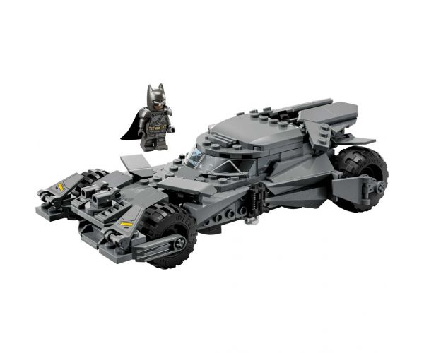 LEGO® Marvel: Batman împotriva lui Superman™: Batmobile™ (76331)