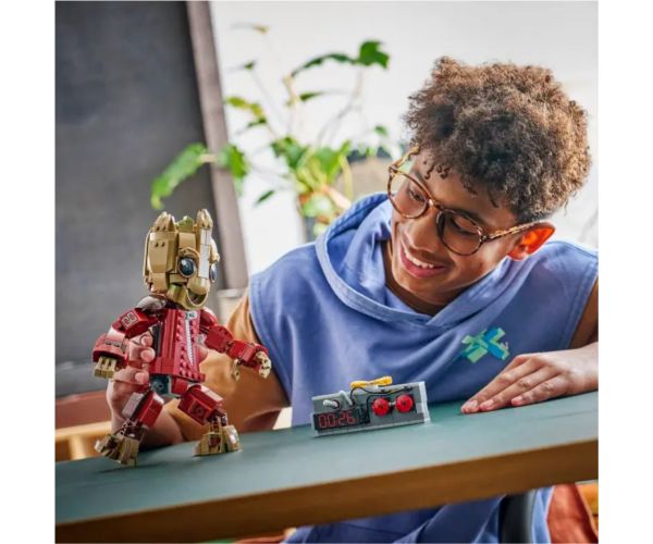 LEGO® Marvel: Groot în uniforma Ravagerilor (76341)