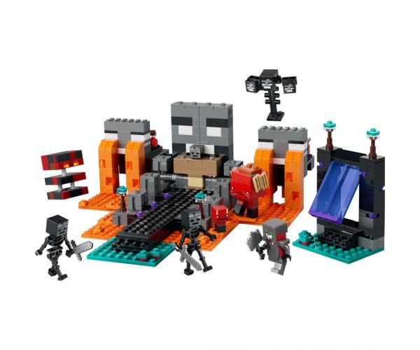LEGO® Minecraft: Lupta cu Witherii (21590)