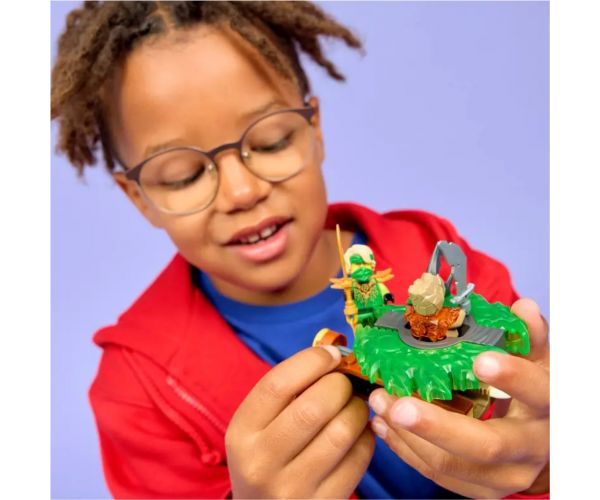 LEGO® Ninjago: Lloyd împotriva titirezului monștrului de pământ (71850)