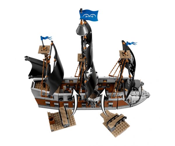 LEGO® One Piece: nava de război a lui Garp (75646)