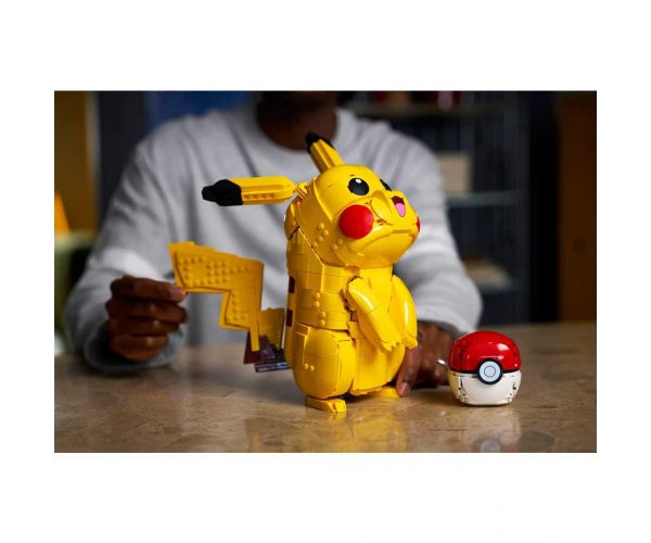 LEGO® Pokémon: Pikachu și Poké Ball (72152)