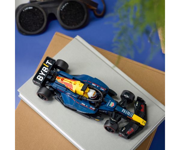 LEGO® Speed Champions: Oracle Red Bull Racing RB20 F1® mașină de curse (77243)