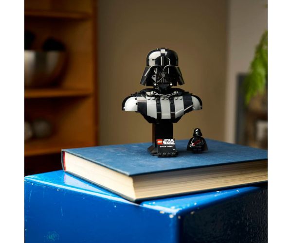 LEGO® Star Wars™: Bustul lui Darth Vader™ (75439)
