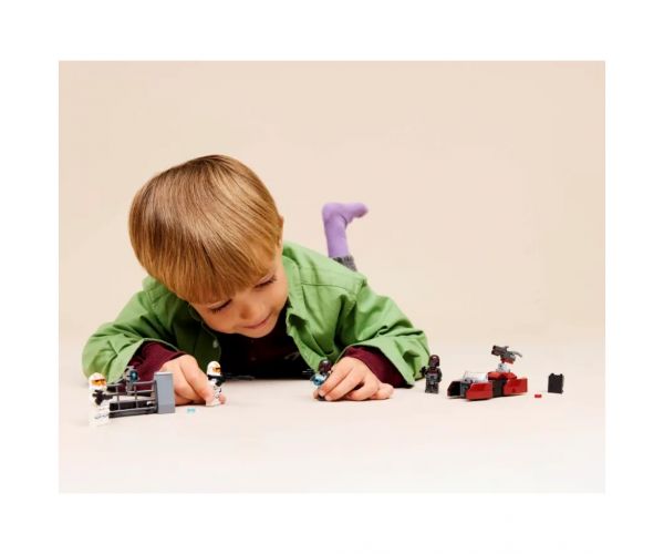 LEGO® Star Wars™: Set de luptă Asediul Mandalorei (75449)