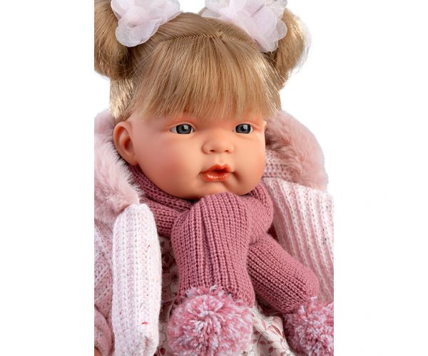 Llorens: Joelle, păpușă de 38 cm care plânge, cu eșarfă cu ciucuri