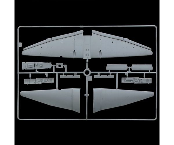 Mașină de model Italeri 1/48 Ju 87 B-2/R-2 Picchiatello