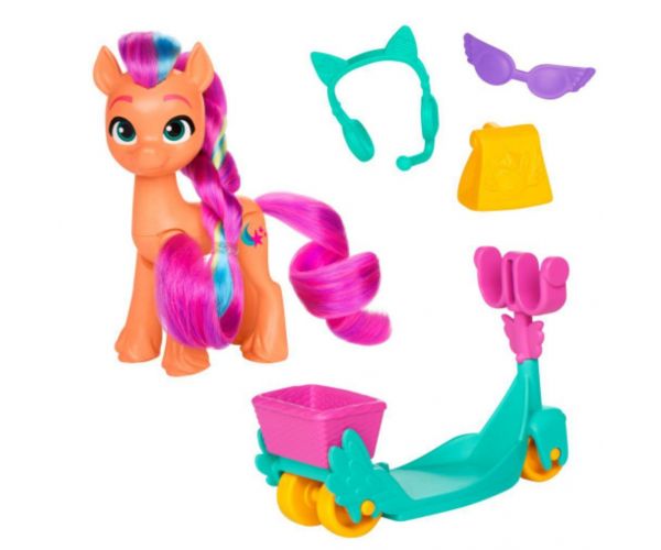Micul meu ponei: Spune-ți povestea figurina ponei Sunny Starscout cu trotinetă - Hasbro