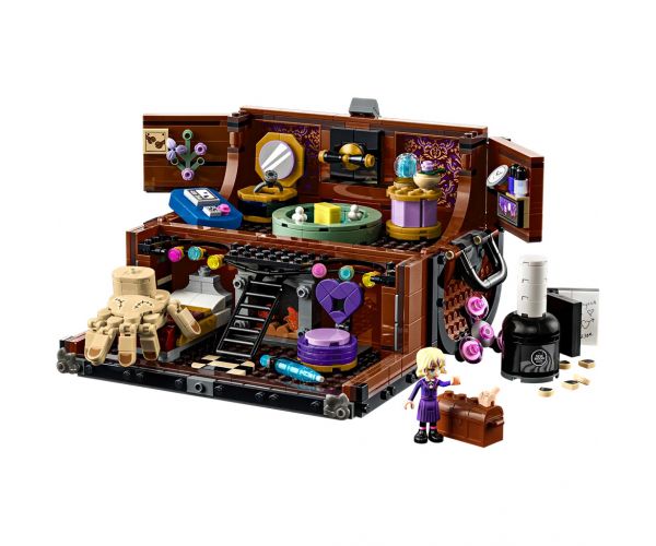 LEGO® Wednesday: Izé lakhelye (76785)
