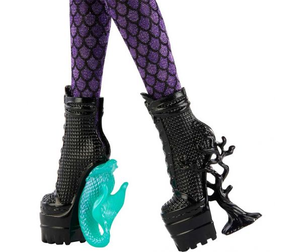 Monster High Wednesday: păpușa Bianca - Mattel