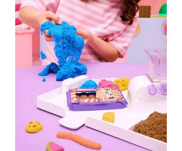 Nisip Kinetic: Set de plastilină de nisip Stația Dulciurilor - Spin Master