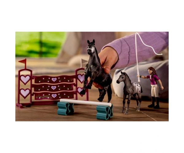 Schleich Horse Club: Set de joacă Antrenamentul de concurs al Lisei (42776)