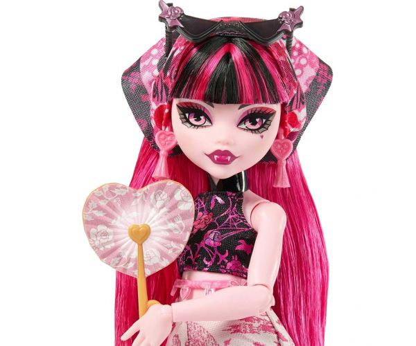 Secretele Monstruos de Buni Prieteni Monster High: Călătorie înfiorătoare Draculaura păpușă - Mattel