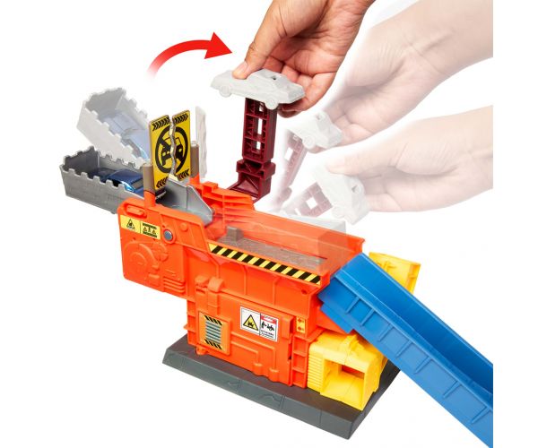 Set de joacă Matchbox Filmul: Depozitul de fiare vechi Smalley – Mattel