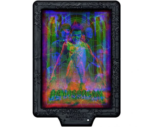 Stranger Things: Vânătoarea Demogorgonului puzzle de 520 de piese cu ramă și iluminare LED RGB - Clementoni