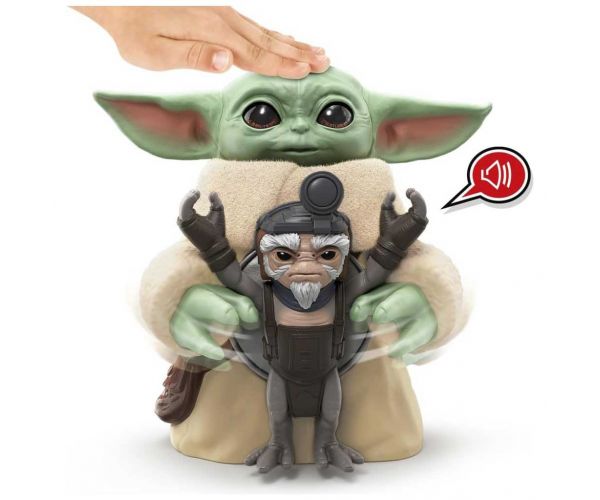 Star Wars: Figurină Grogu îmbrățișător - Hasbro