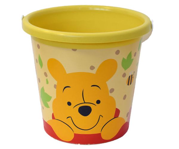 Winnie the Pooh găleată pentru nisip